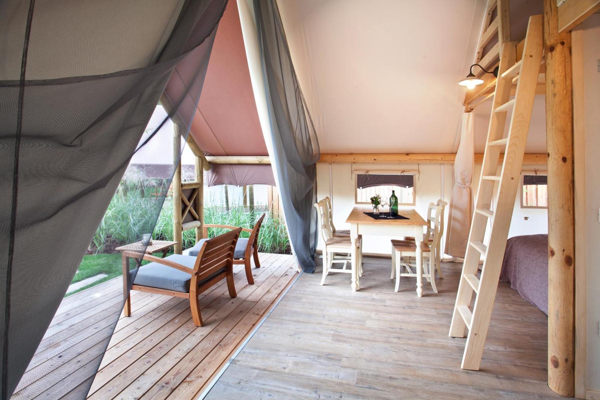 Herbal Glamping Resort Ljubno Екстериор снимка